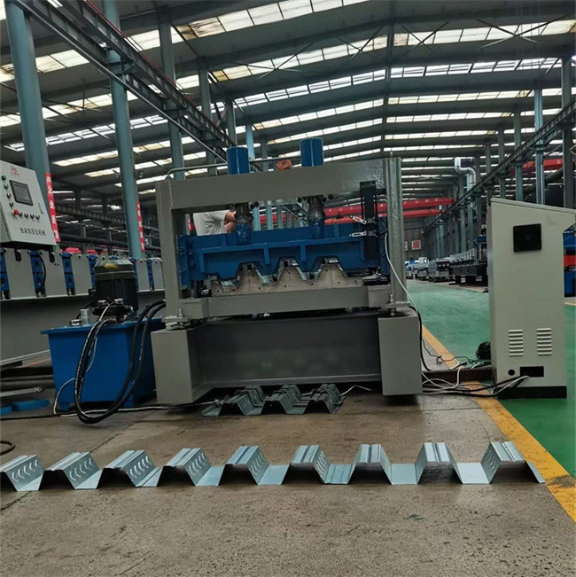 Color Steel Floor Decking Roll Forming Machine 0.8-1.5mm Thickness
